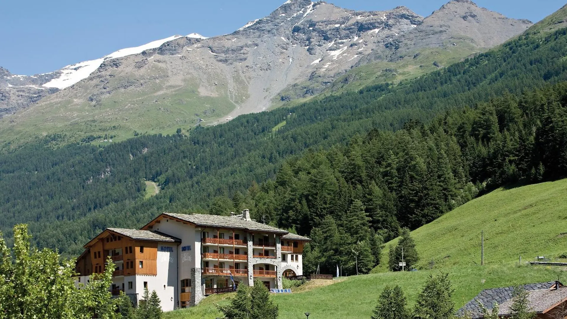 הקונטקטים של Hotel Club Mmv Le Val Cenis ***